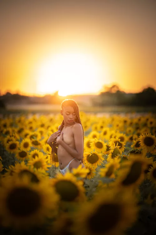 [TW] I bet you would love to try fucking me in such a beautiful place.