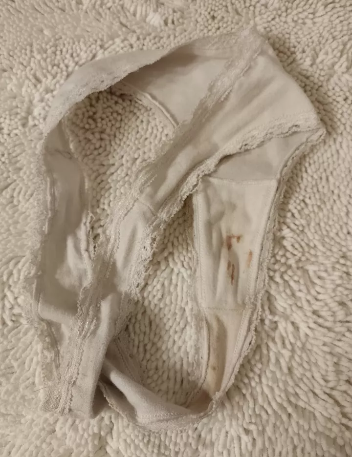 Want to take a closer look? With a magnifying glass? Or a better lens? 🔍🔍🔍 Oc