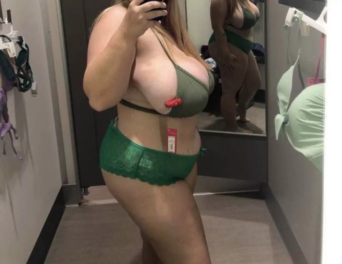 When she’s drunk the top somehow likes to open…