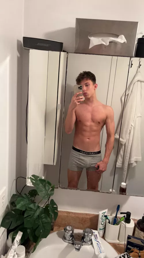 Who want’s to touch my body after the gym