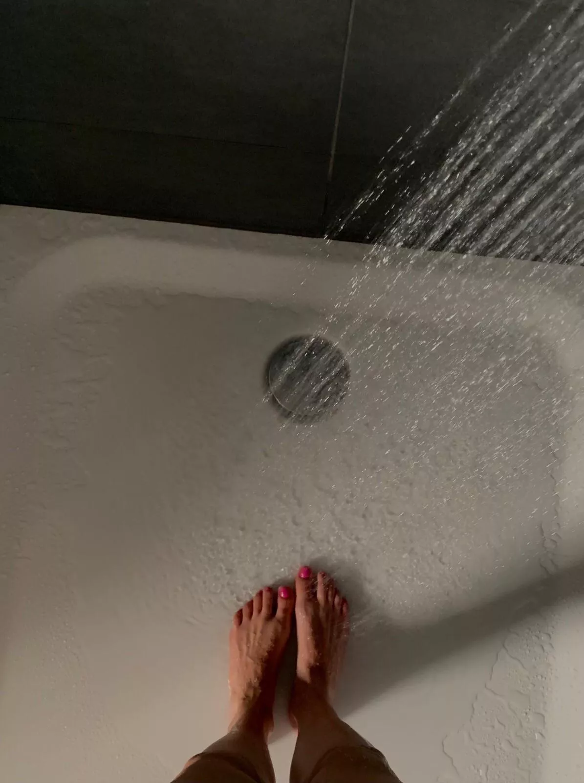 Wish I had someone to shower with me🤤