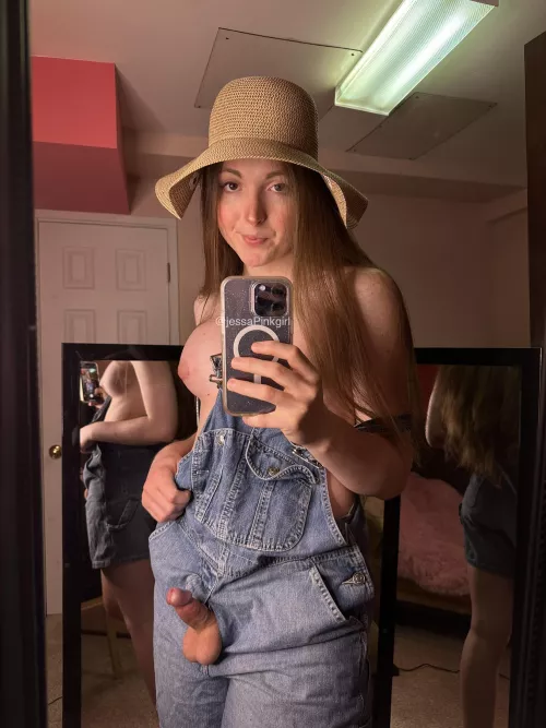 would you help me plant my seed? 👩‍🌾