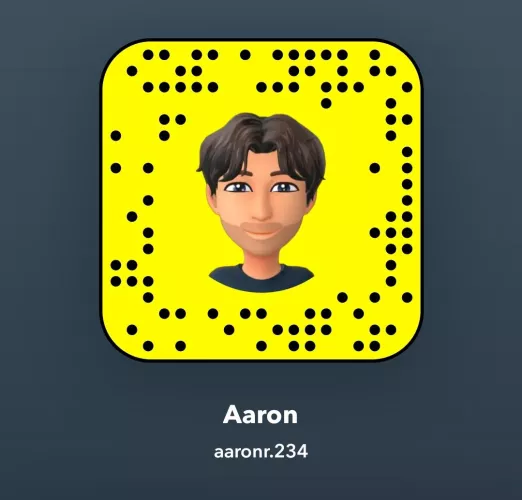 18 uk fit and 7.5 inch, sporty or gym guys hmu on snap aaronr.234 max 23