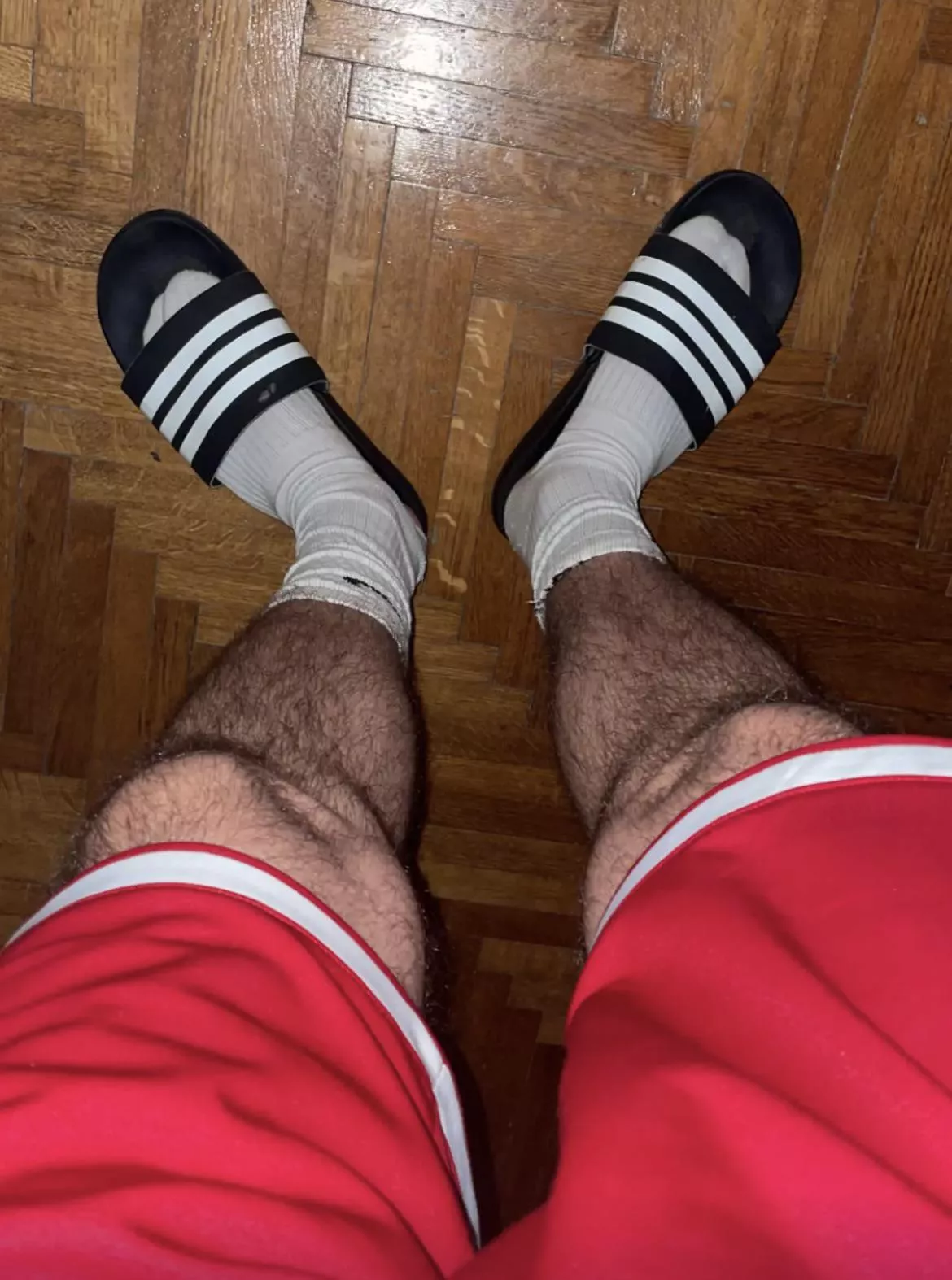 33 dom, love sports and gaming 🎮 long term bating?