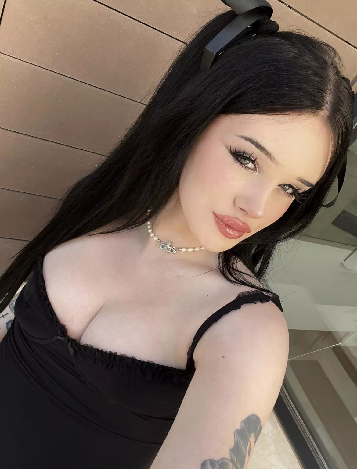 Any big dick daddy’s looking for a little fuck toy ? 🥰