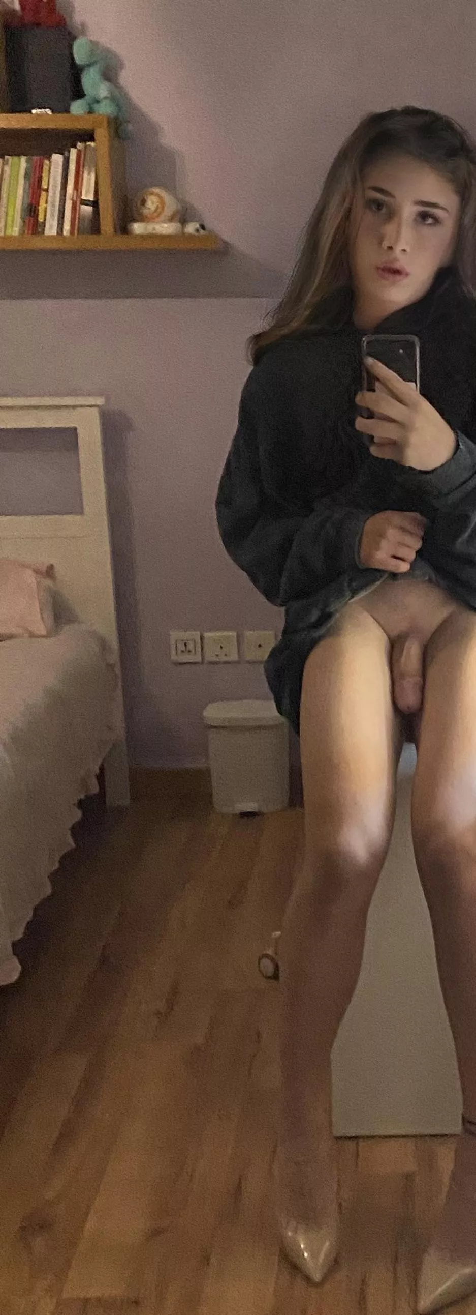 can i be your pretty petite slut? 💖