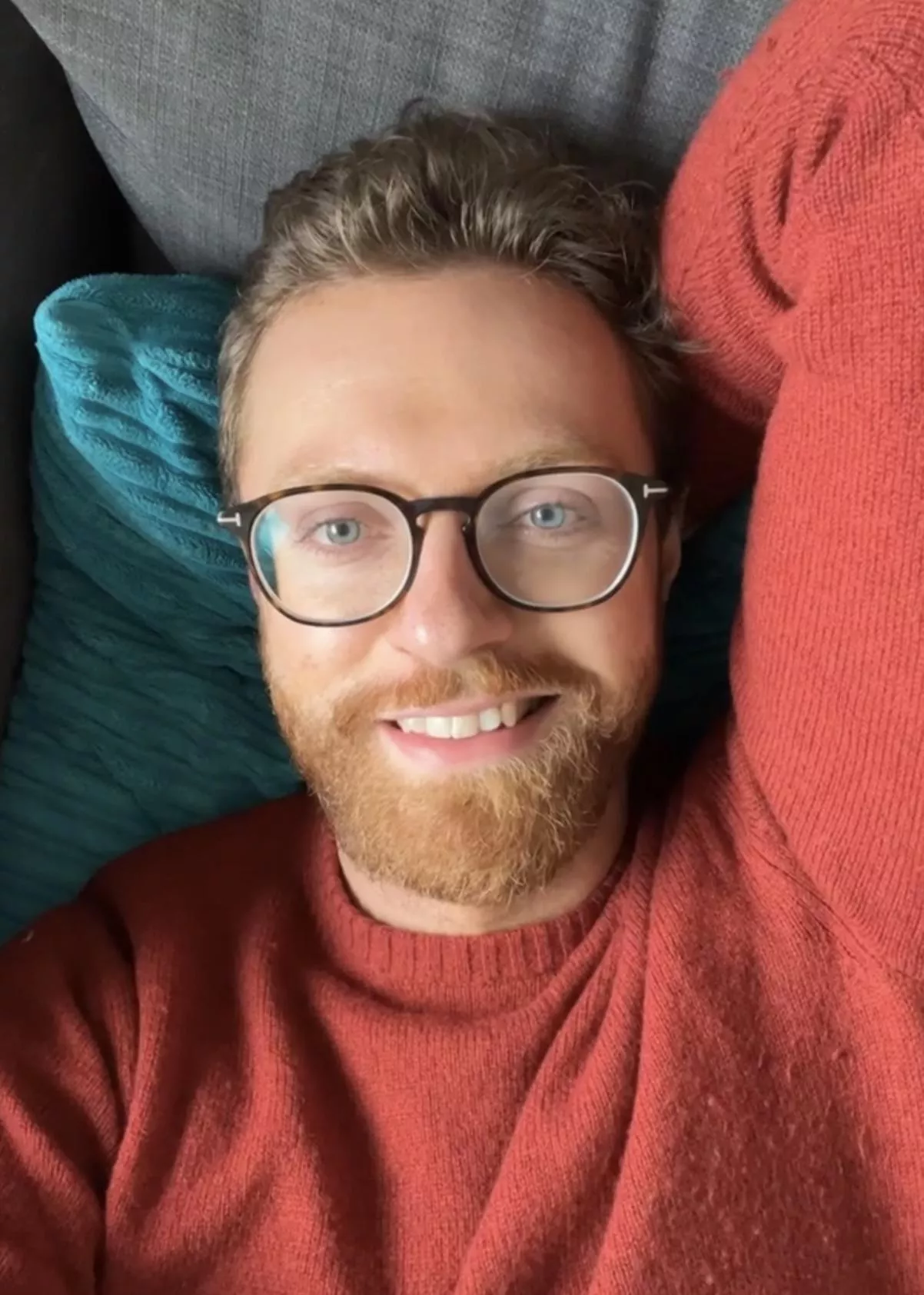 Does the beard stay or go? 🤔