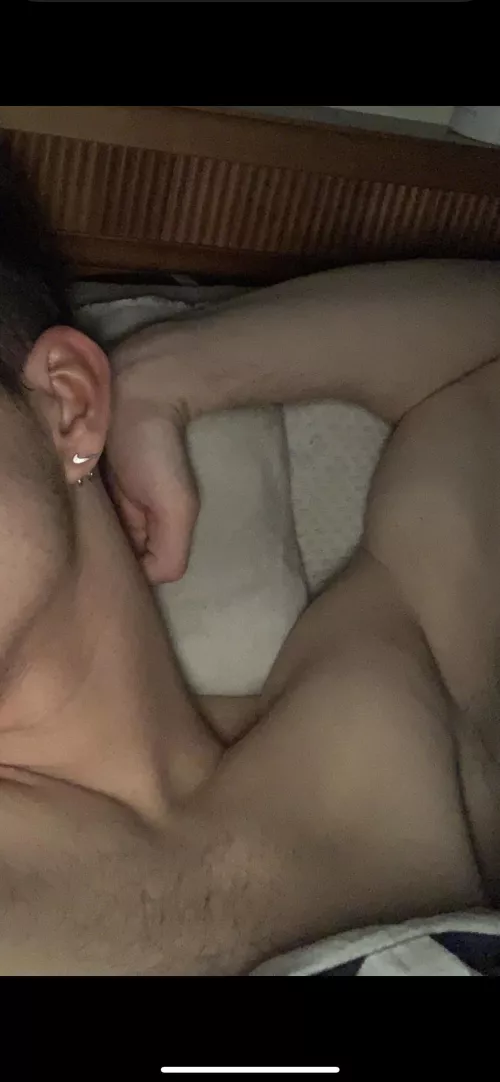 Guys who show face add me gabejust20