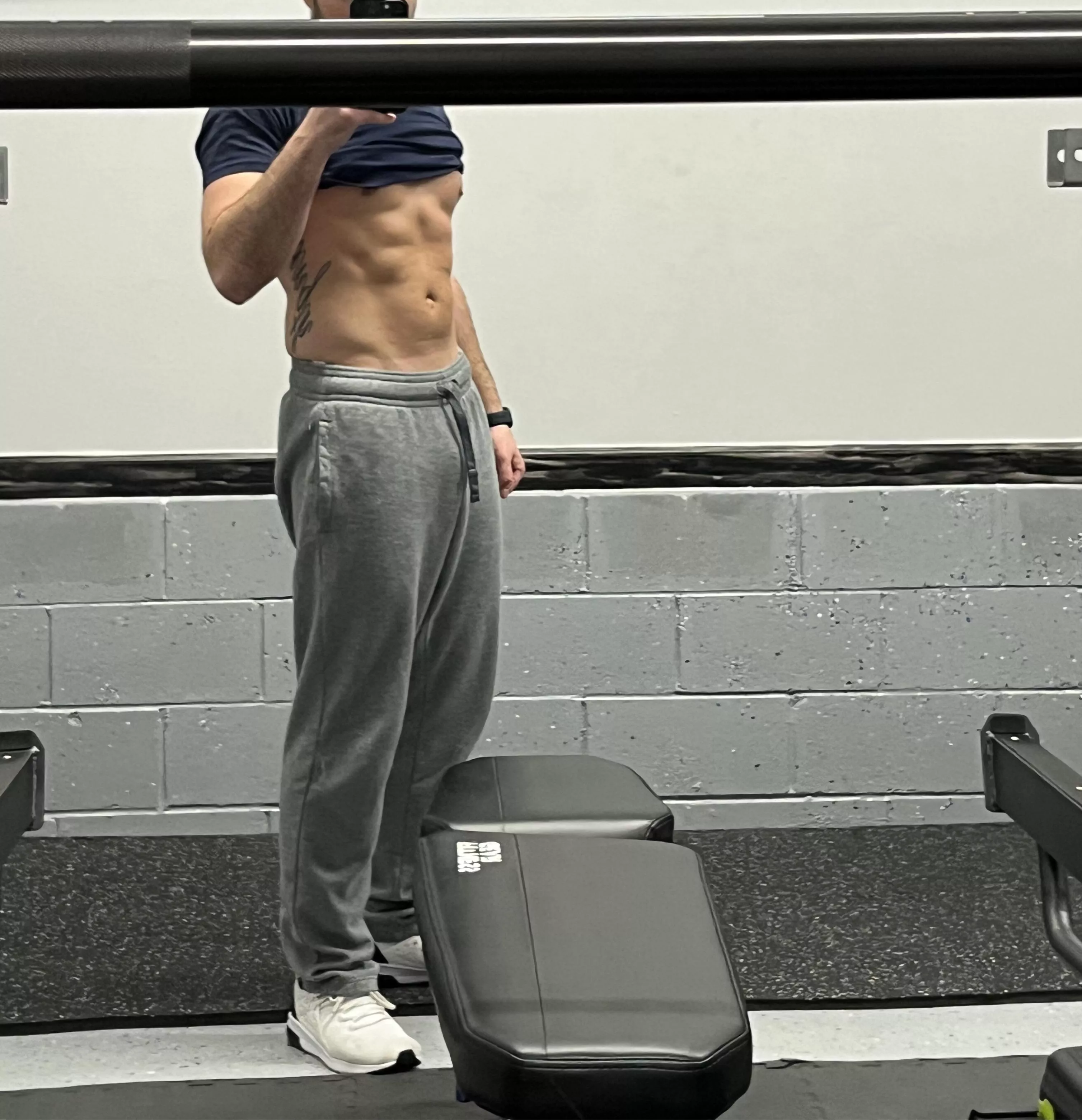 Gy[m] buddy wanted 😜