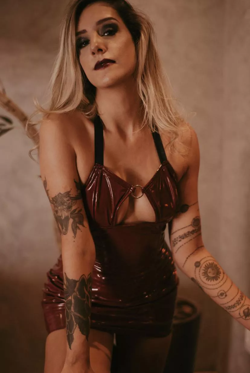 Hello babe 🖤🖤🖤