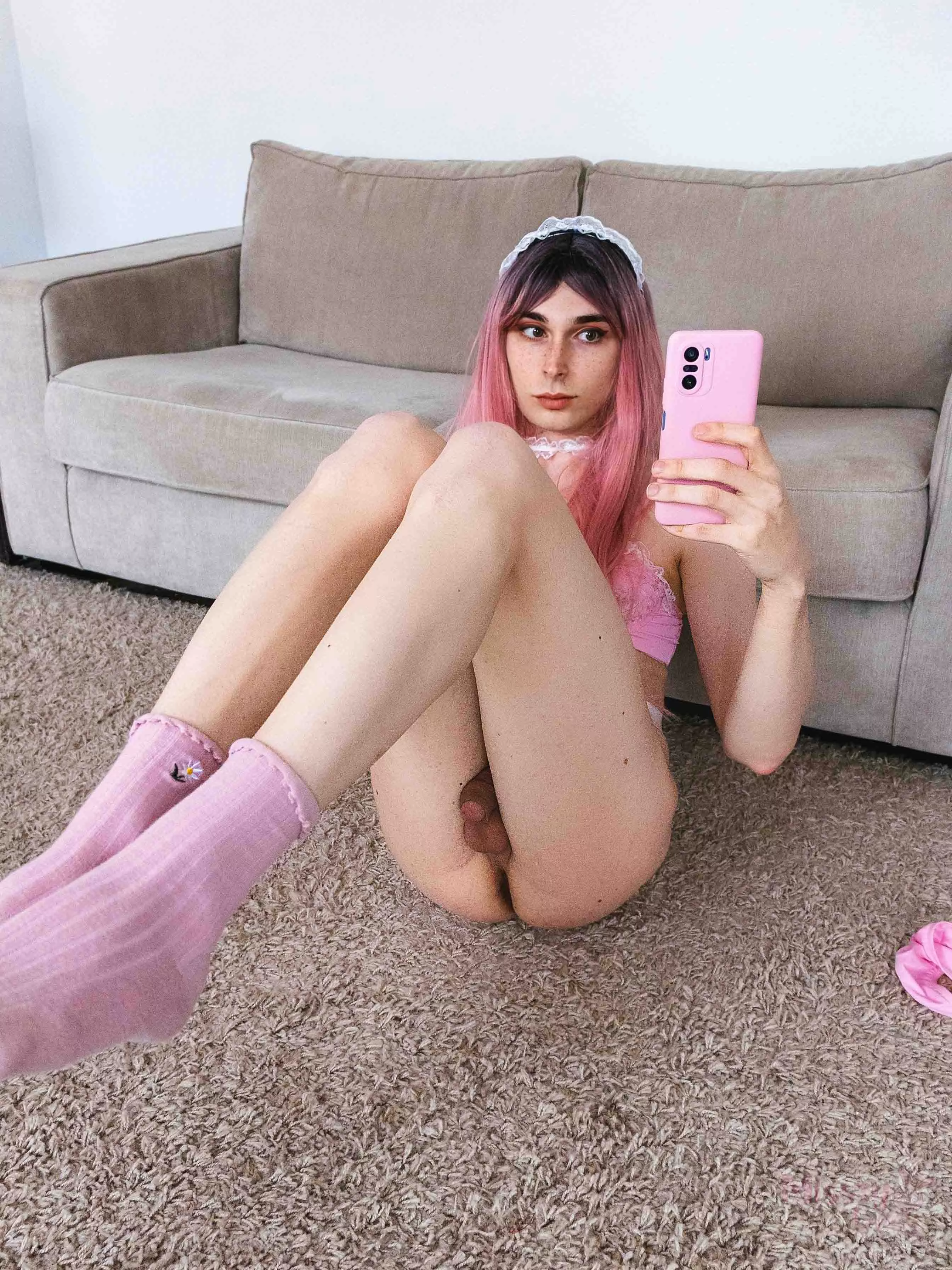 Hello there, cutie! 😉