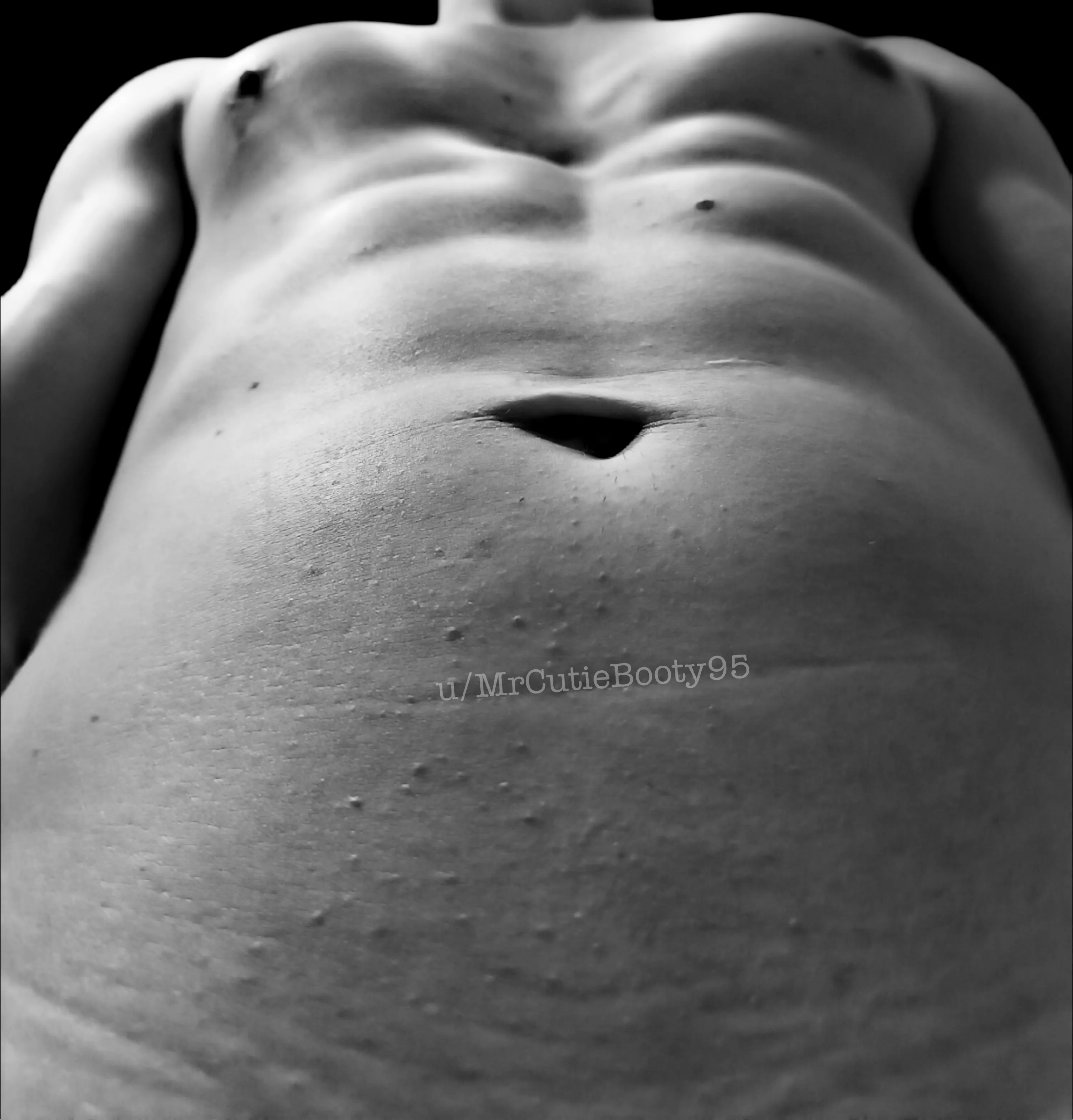 Her pov on her knees