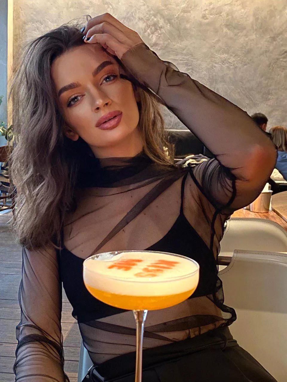 I feel pretty in black