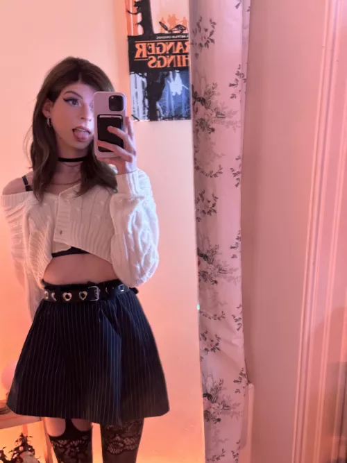 i just need someone to pin me down and cuddle me for the rest of the day xx