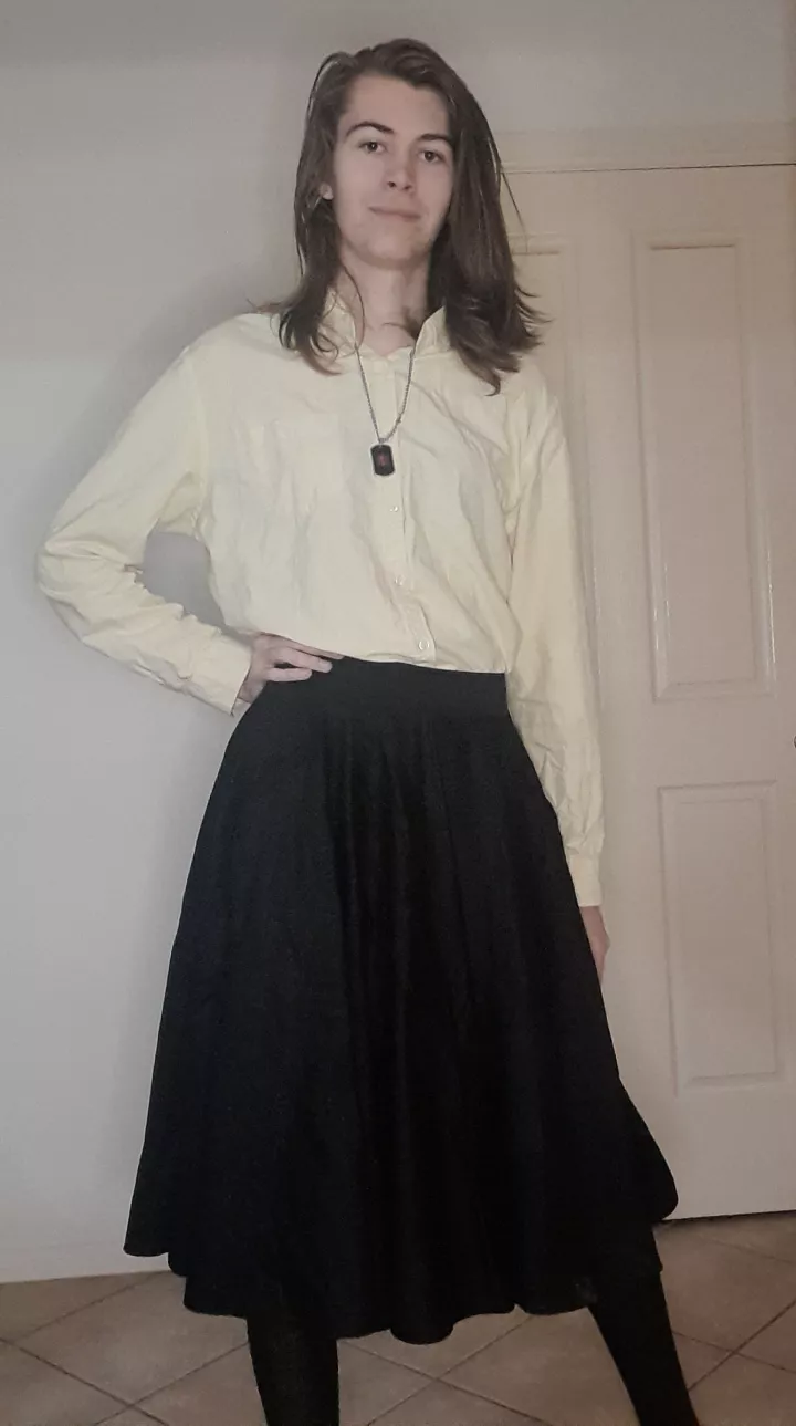 I need a femboy to cuddle. Any volunteers? 🤎