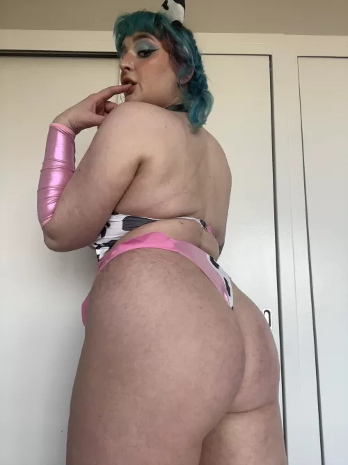 I think we should kiss