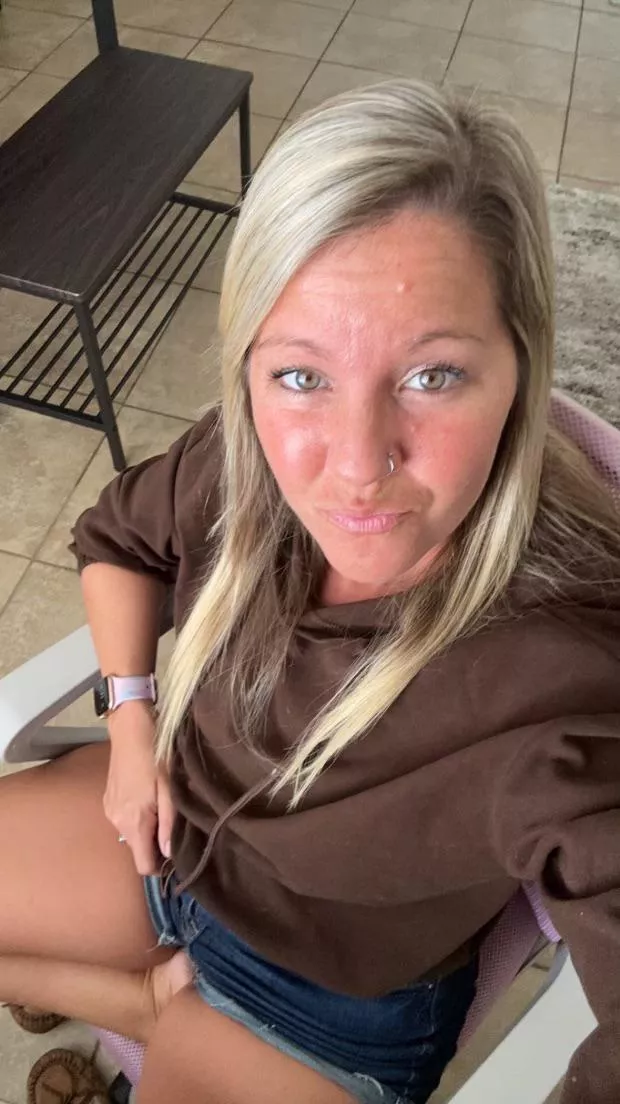 I work from home… wanna come to work with me??