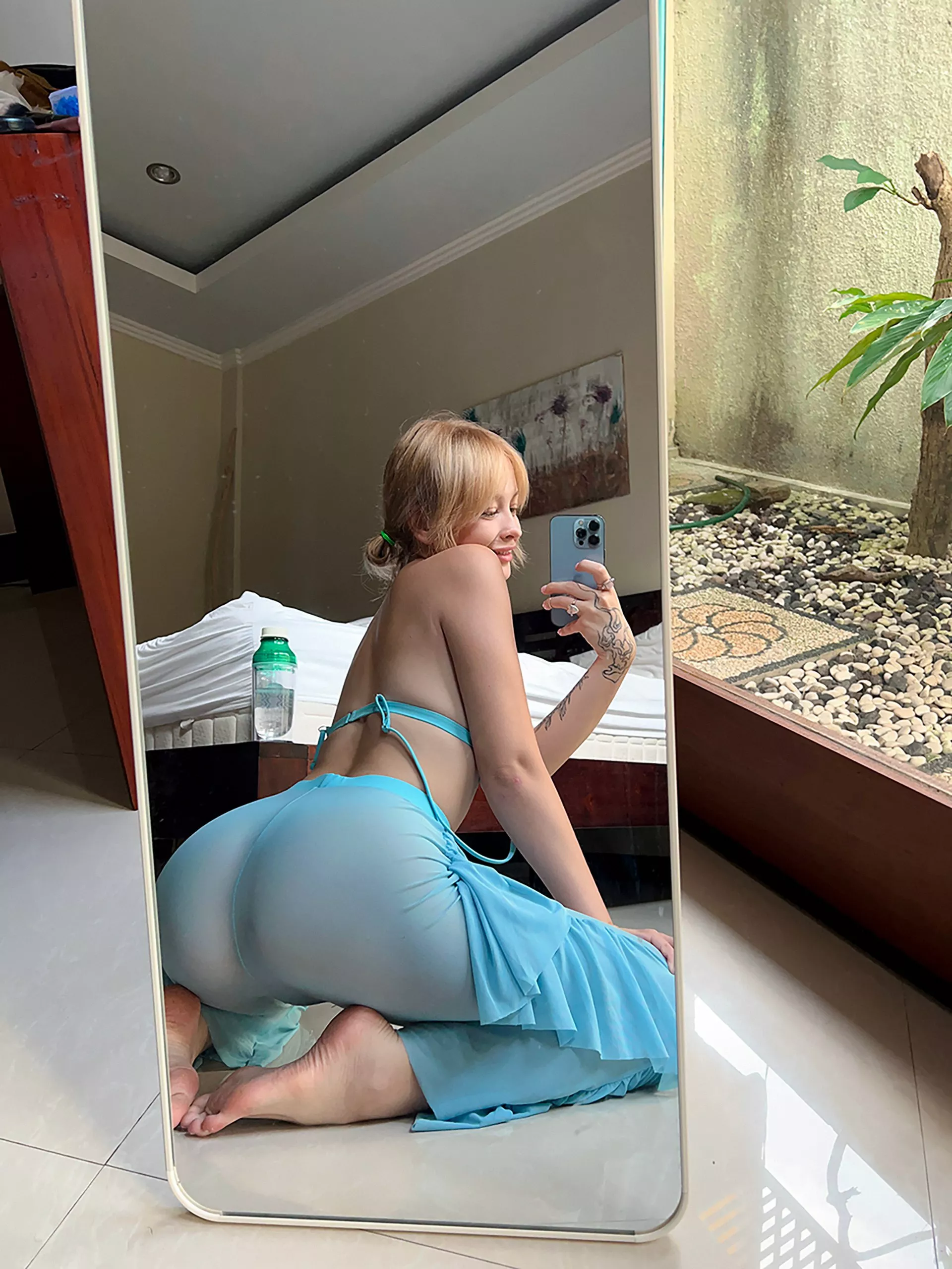 I'm so horny that I need your rough touch [OC]