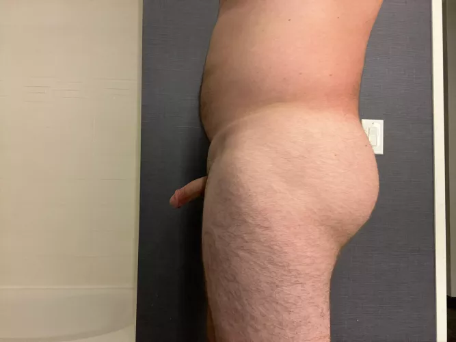 [m] [31] who said white boys don’t have some cake