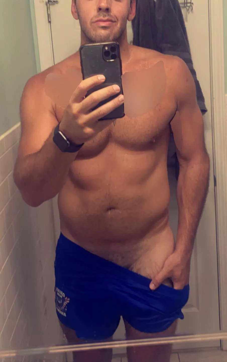 (M)It’s Friday anyone wanna get a bottle of tequila and fuck until it’s Saturday?
