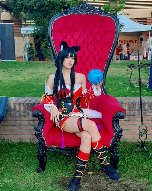 my Ahri cosplay at Lucca comics 🦊💗