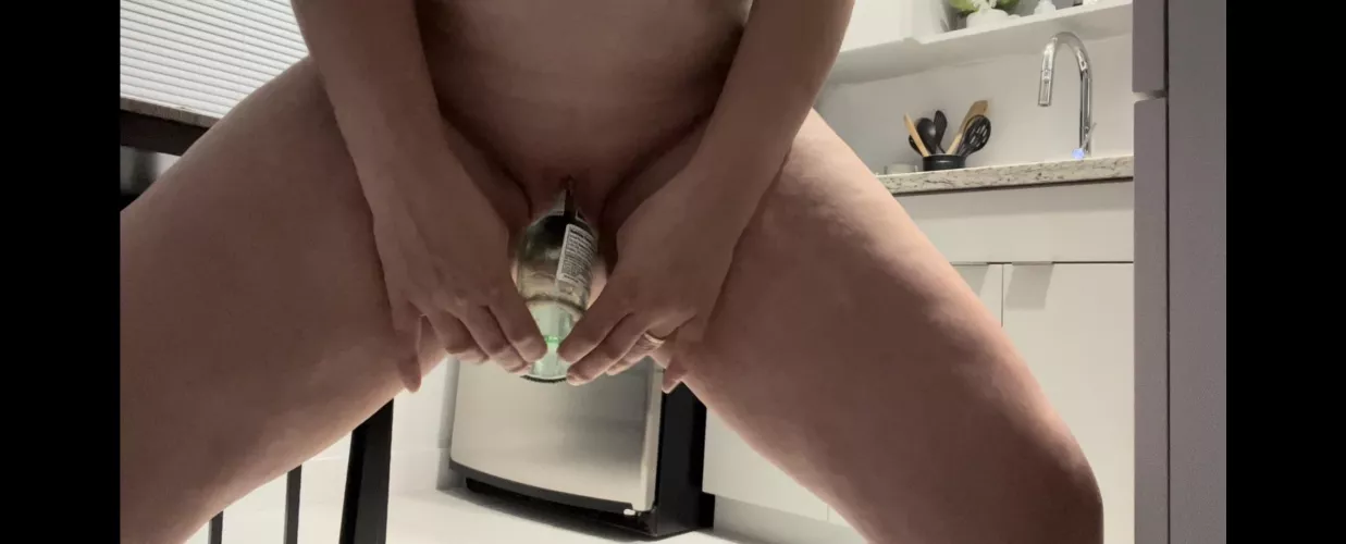 My best friend said it wouldn’t fit, she was wrong 😈