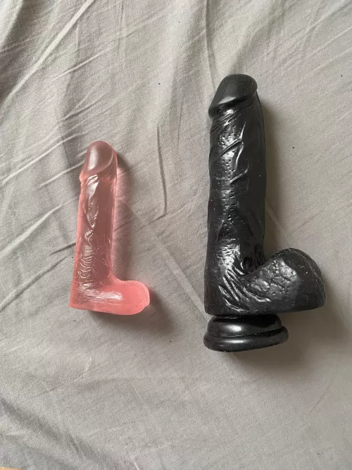 New/Curious - bought my first dildos to experiment with. I wish somebody could help me :)