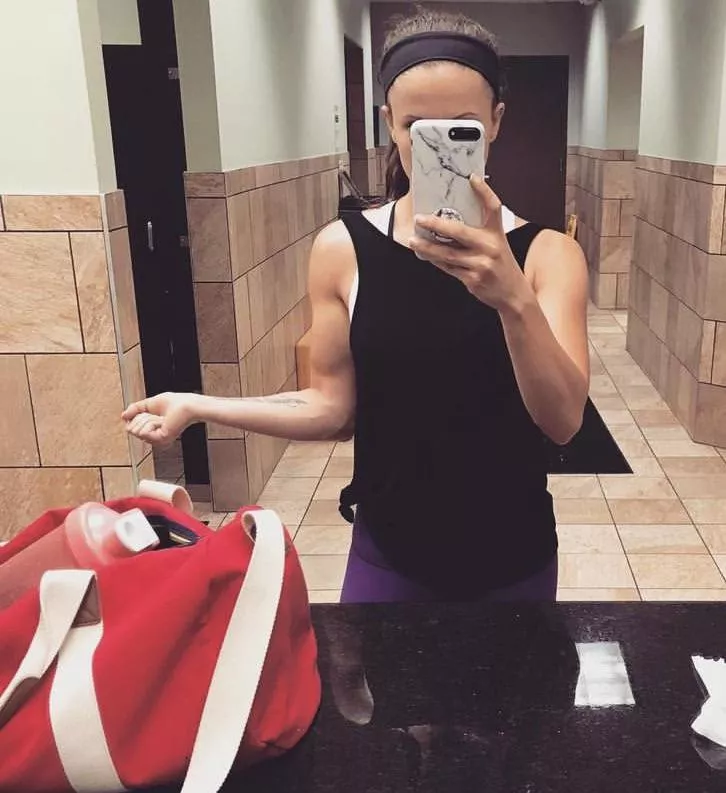 (oc) little old me back at it ;) you already know :)