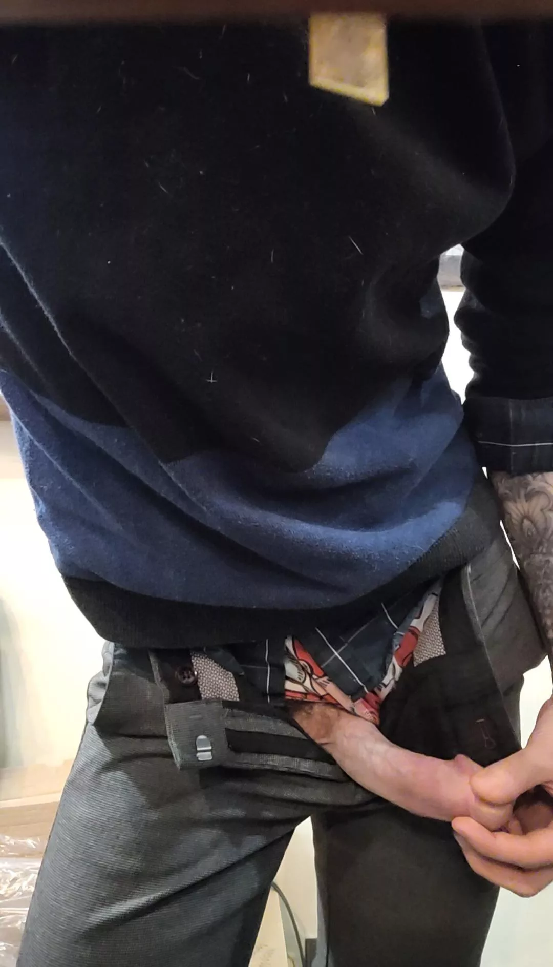 pulled my cock out at work during open hours 😈