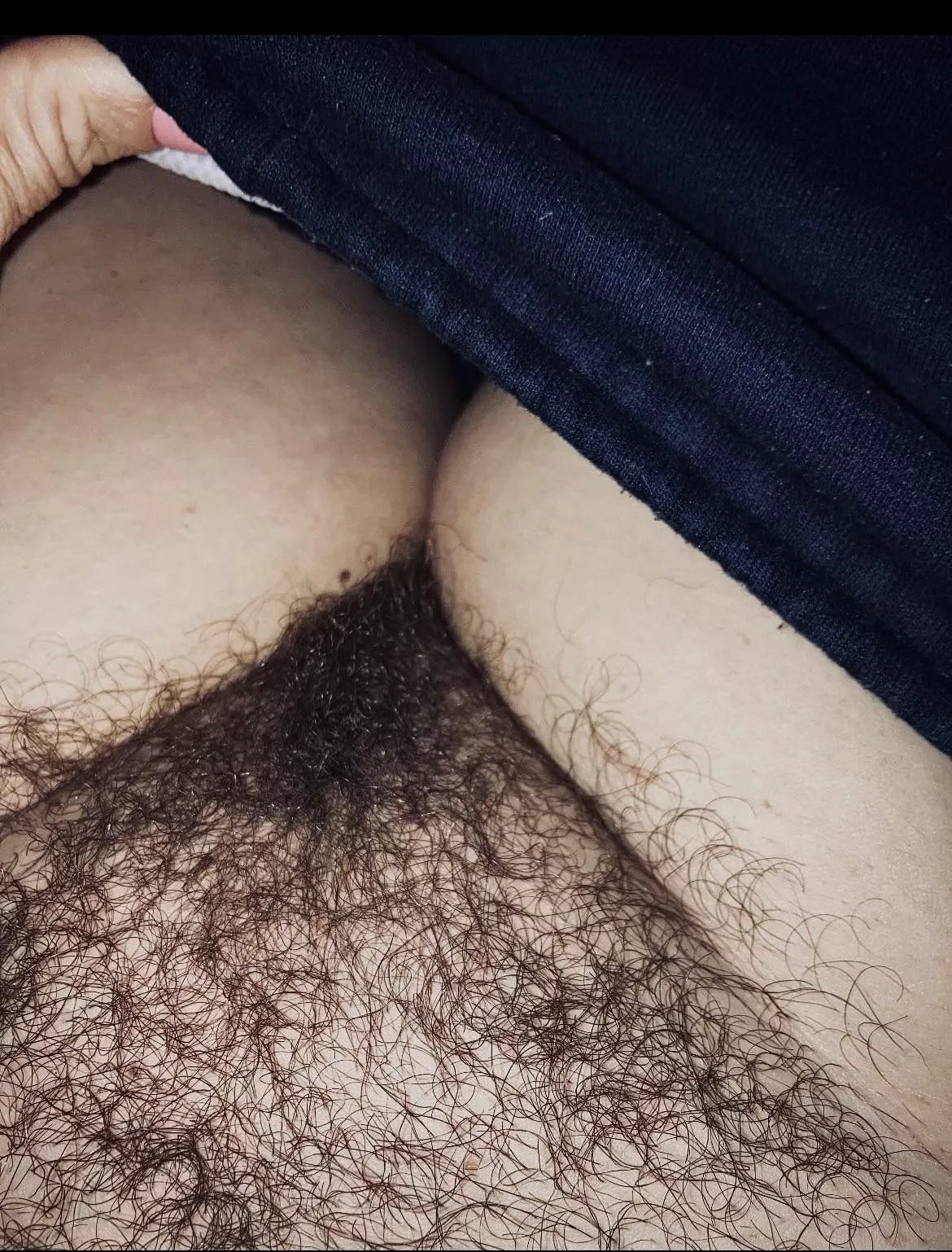 Pulling down my pants to show you what mom is hiding