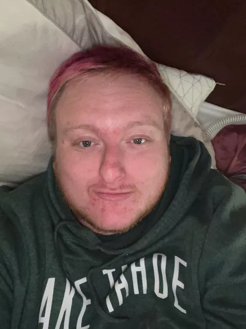 Small dick chub 28 lets chat? 🥺