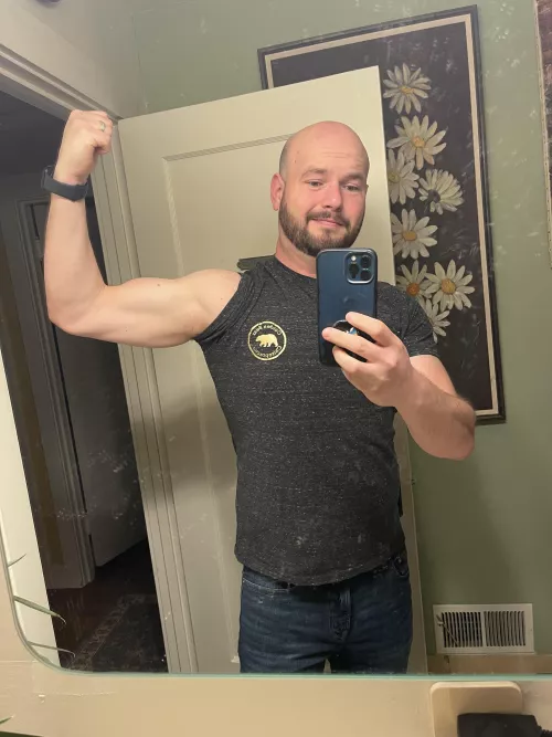 Thought I looked pretty trim this morning (finally!)