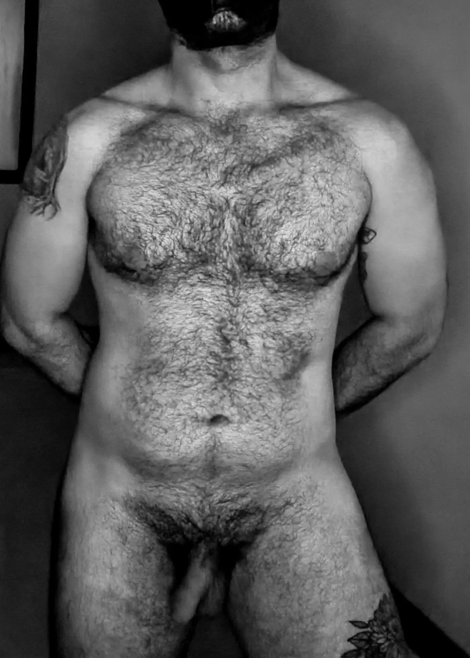 Wanna get with me in the dark?😈