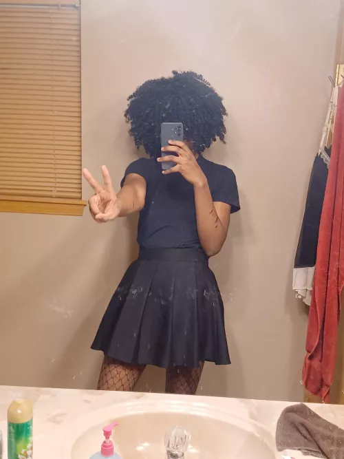 we luv dark femboys 🫠