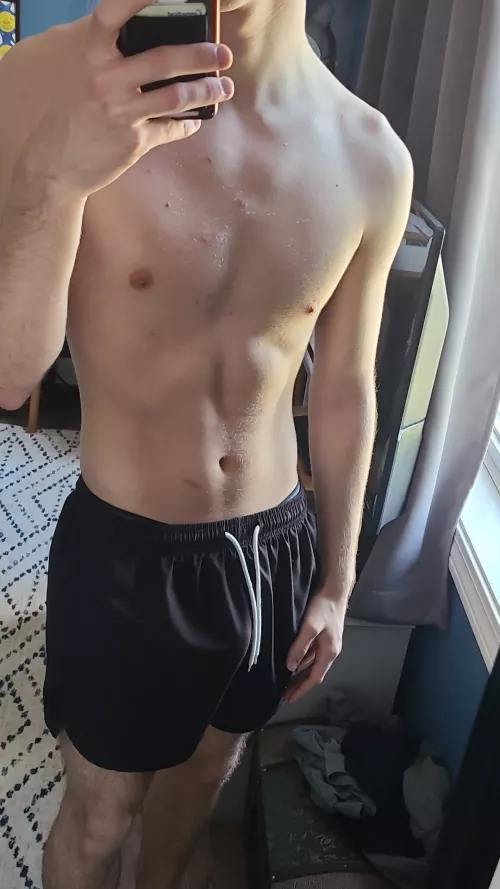 18 hmu with pics for snap