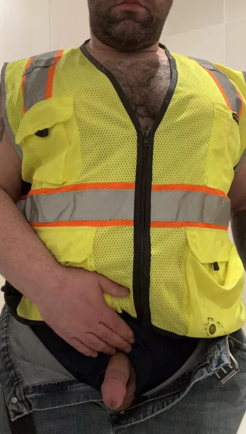 (40) My laborer didn’t believe me when I told him I would fuck his mouth the next time I caught him slackin off. I’m a man of my word!🐻😈