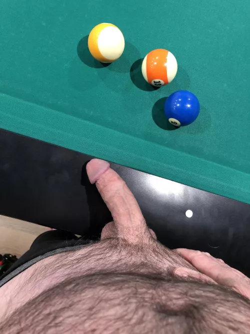 [60] who’d like hug the table (f) 🎱