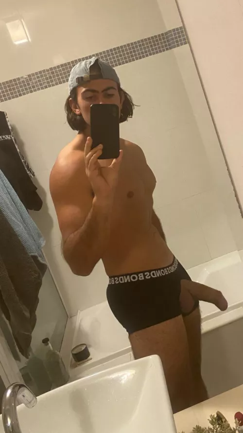 Cock on the flop 😛