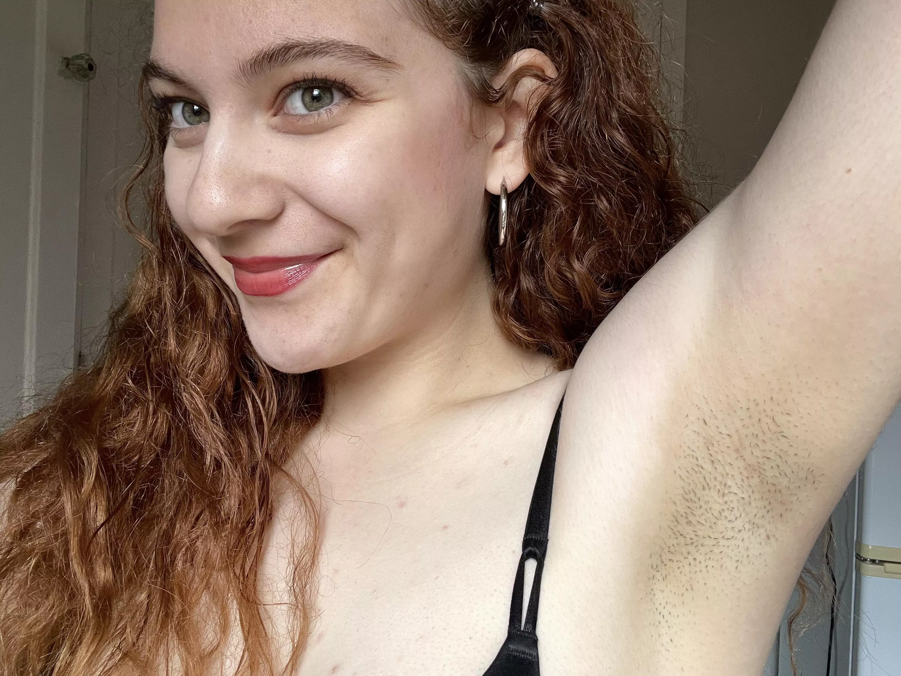 Do you like pale skin and dark pit hair? (: