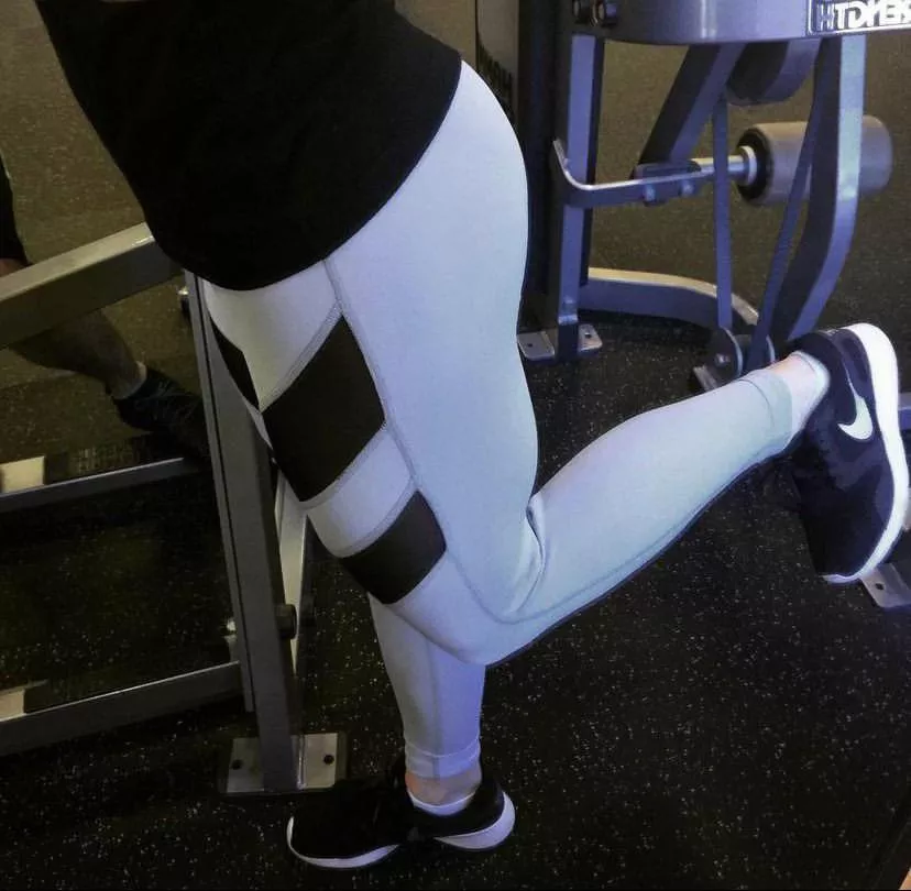 [F] (oc) see through leggings and no panties on a leg day Saturday ;) Gym then a wedding party tonight, what can we get into :)