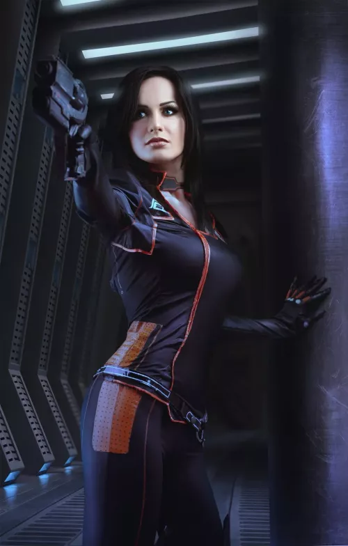 Hannuki by Miranda Lawson