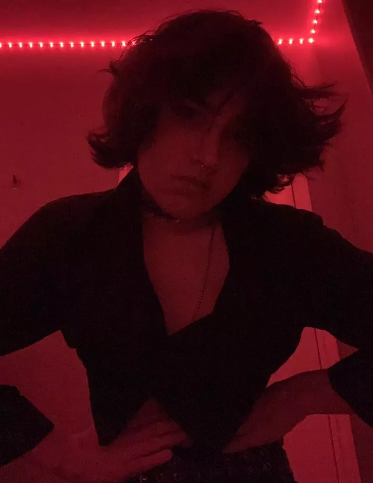 have u been looking at femboys on the internet againn? >:3