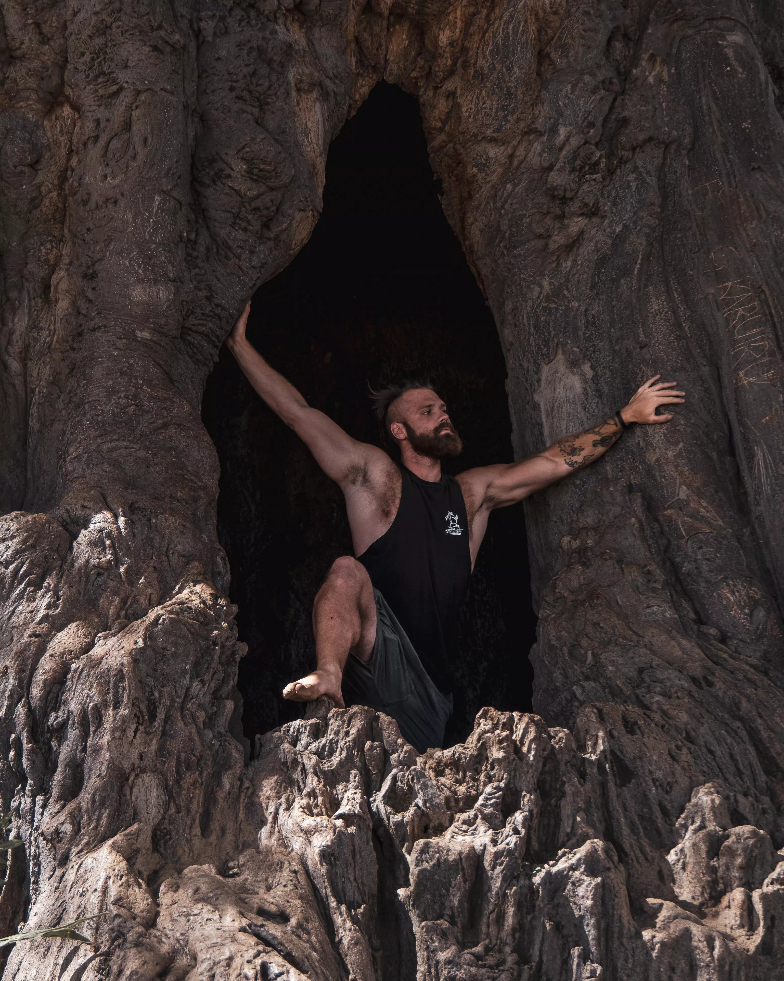 I explore the world through travel🌄🤠