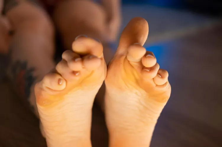 I hope my feet look delicious