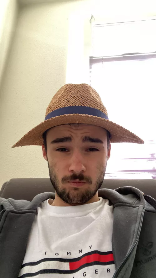 I mean. Hello. Hit me up if you want😂