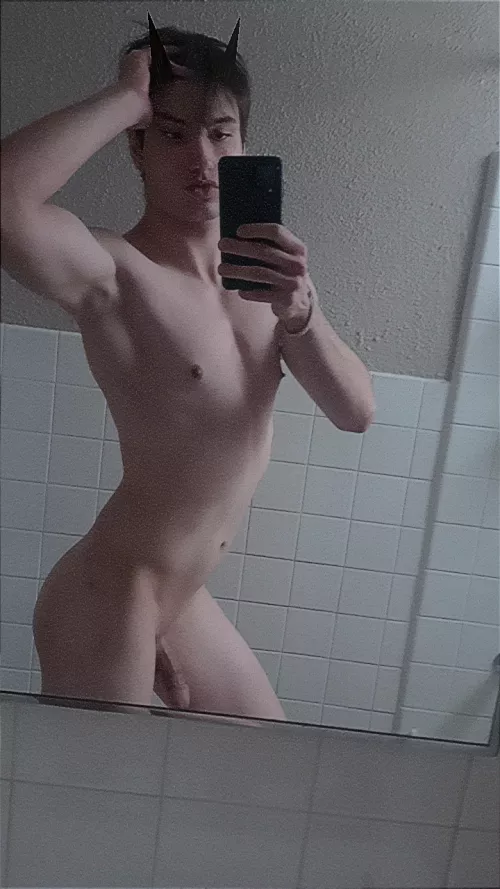 Join this horny devil in the shower