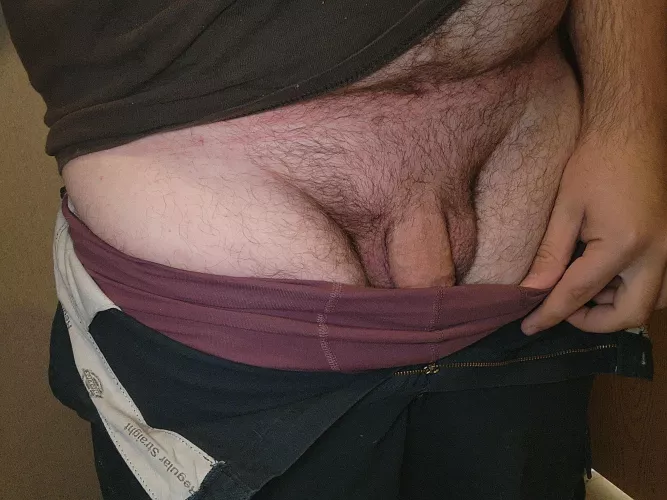 lil peek at work😜