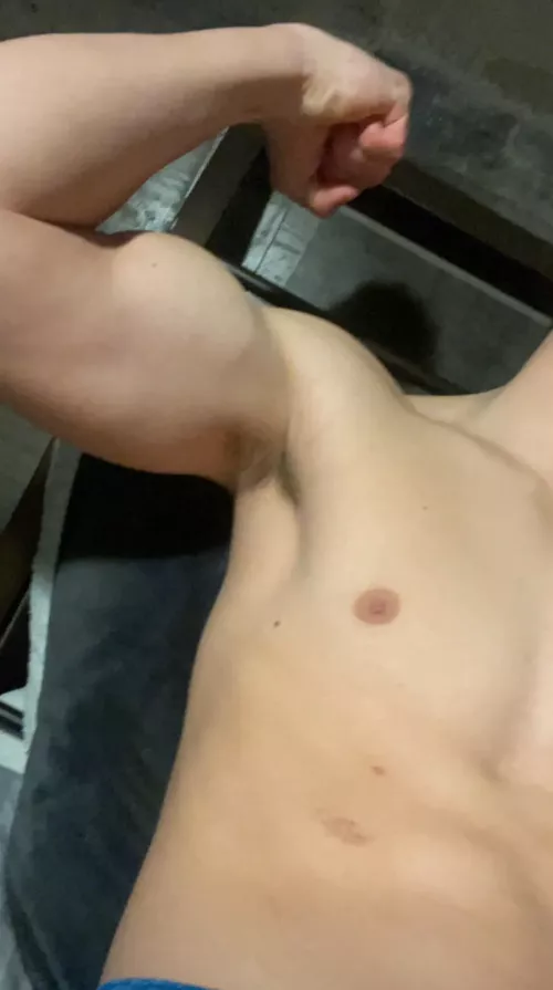 Love burying my head in pits