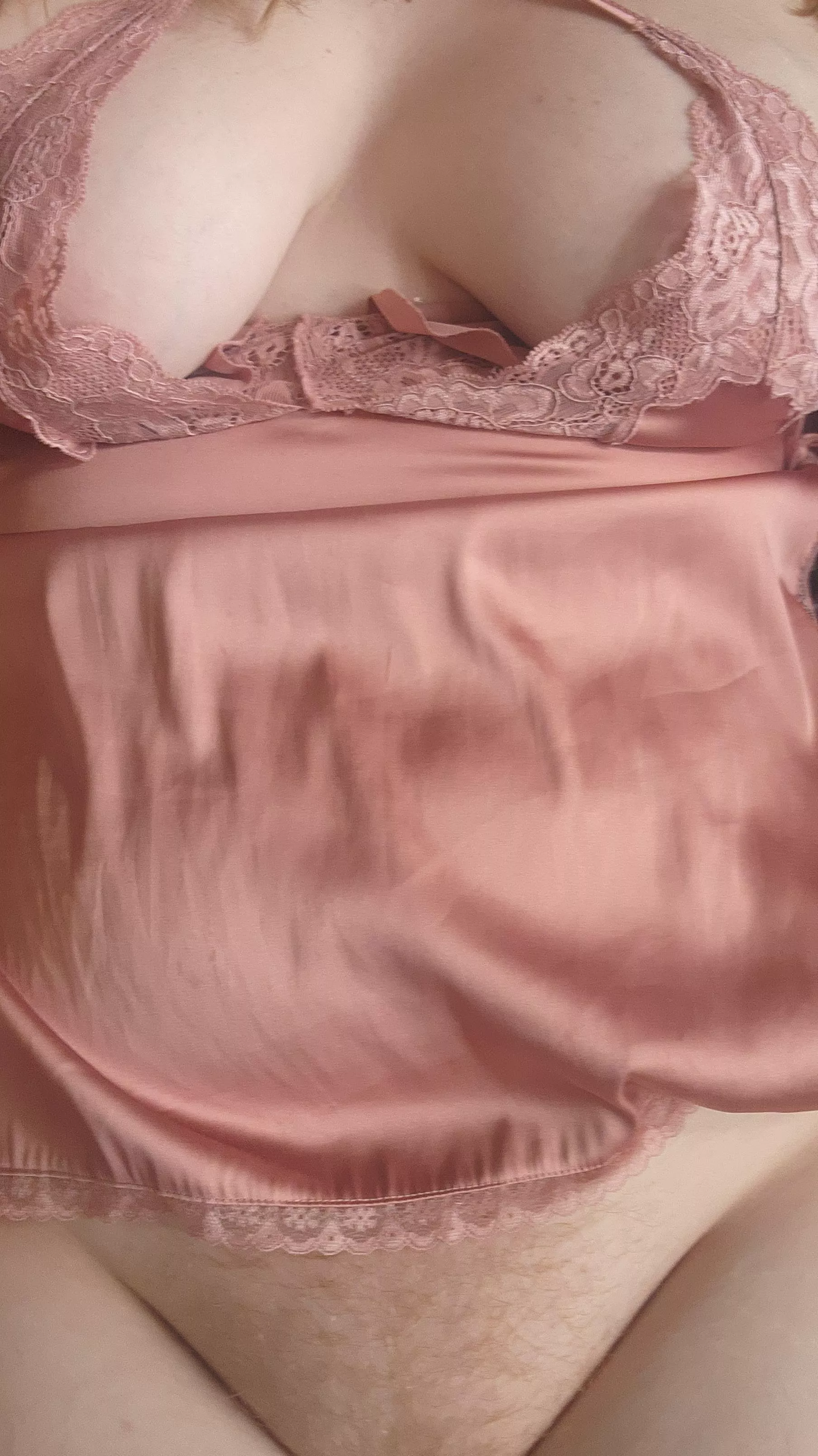 Love my hairy thick pussy?