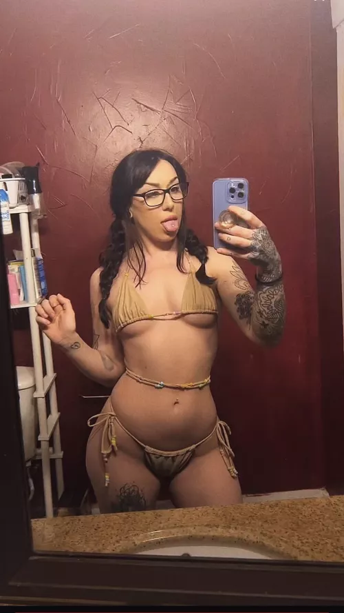 Pull my braids while we fuck